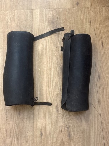 Coppia gambali cuoio - in,