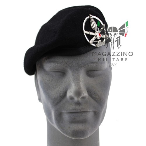 Basco nero carristi con - nero, fregio